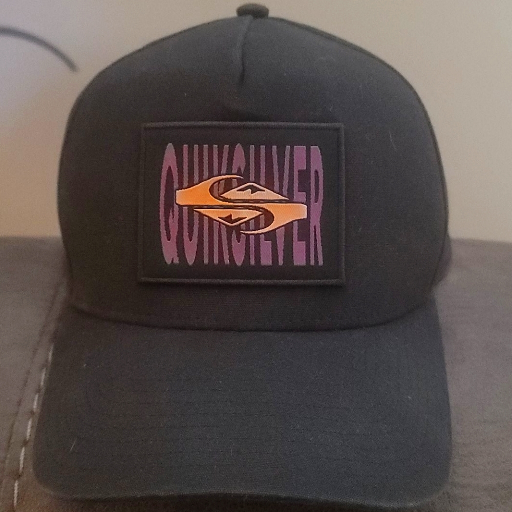 Quiksilver hat